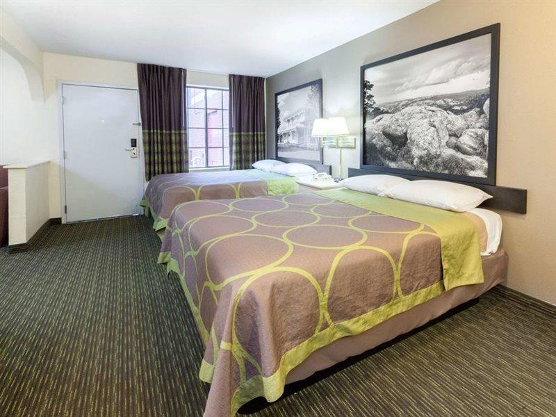 Hotel Super 8 By Wyndham Tulsa/Downtown/East Exteriér fotografie