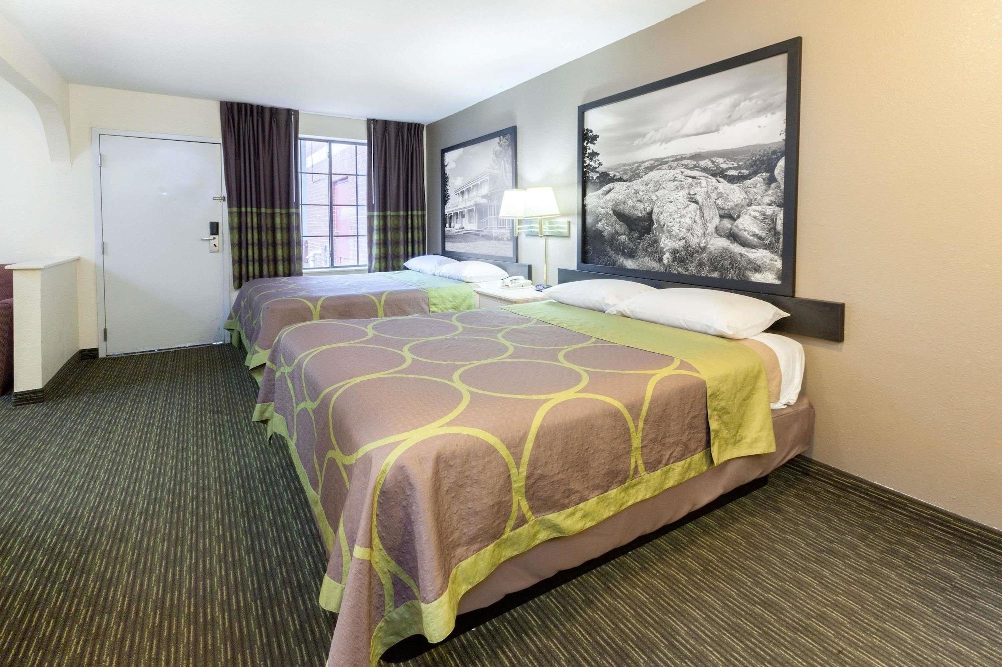 Hotel Super 8 By Wyndham Tulsa/Downtown/East Exteriér fotografie
